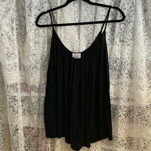 🩷 SWAK Black Camisole Top